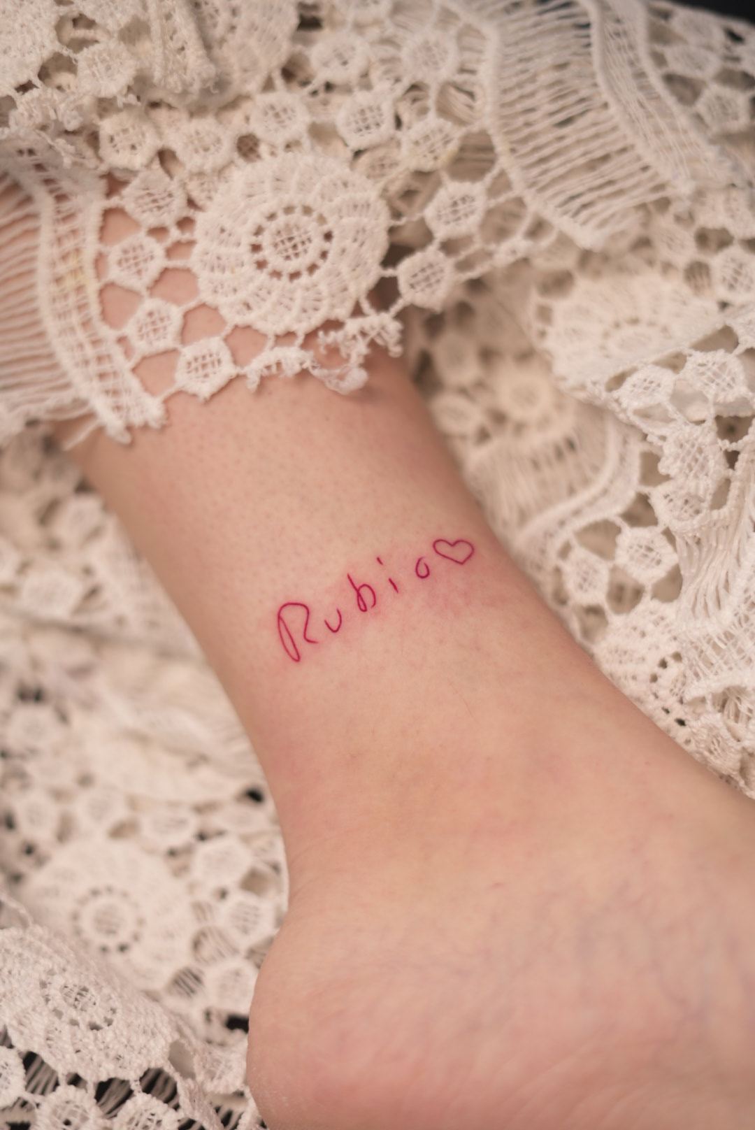 Tatuaje Fine line en Ink Fire, Mazatlán